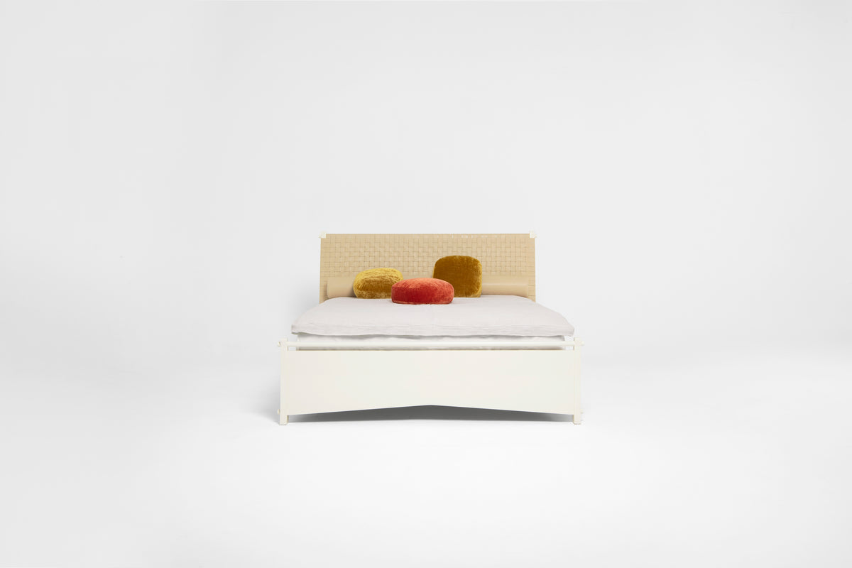 Delhos Bed